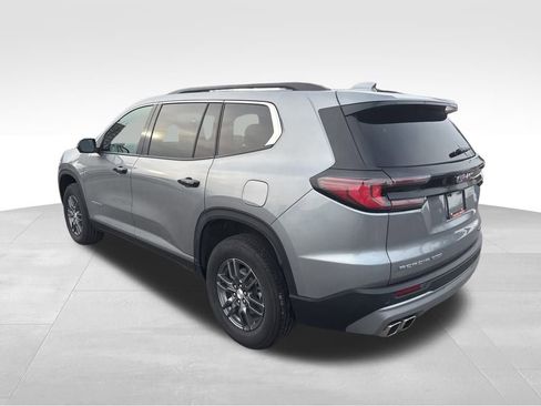 Used 2025 GMC Acadia Elevation image 3
