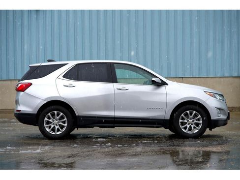 Used 2021 Chevrolet Equinox LT image 15