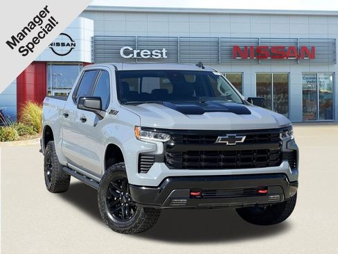 Used 2024 Chevrolet Silverado 1500 LT Trail Boss w/ Convenience Package II AWD/4WD image 1