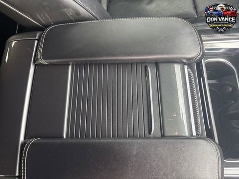 Used 2022 Jeep Wagoneer Series I w/ Convenience Group I AWD/4WD image 13