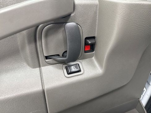 Used 2024 Chevrolet Express 2500 w/ Driver Convenience Package image 20