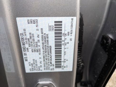 New 2026 Lincoln Nautilus Premier w/ Jet Appearance Package image 18