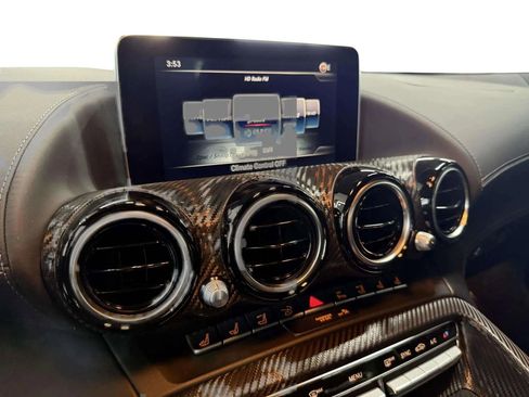 Used 2018 Mercedes-Benz AMG GT Roadster image 17