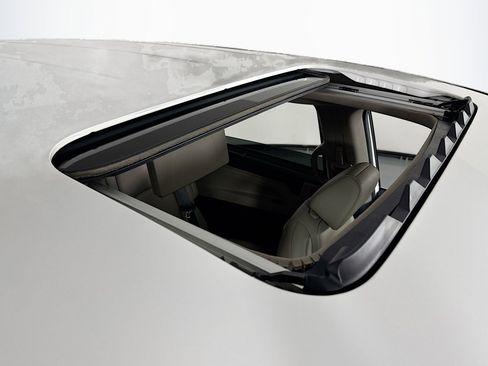 Used 2024 Honda Odyssey Touring image 22