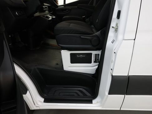 Used 2025 Mercedes-Benz Sprinter 2500 image 52