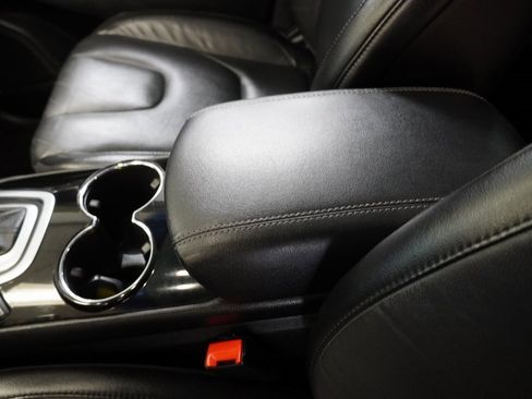 Used 2016 Ford Edge Titanium w/ Technology Package image 22