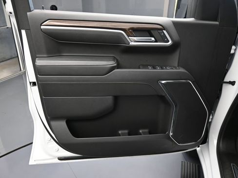 Used 2024 Chevrolet Silverado 1500 RST image 13