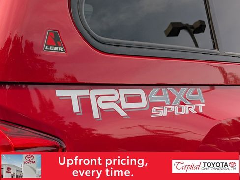 Used 2019 Toyota Tacoma TRD Sport w/ Technology Package AWD/4WD image 26