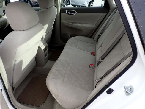 Used 2013 Nissan Sentra SV image 11