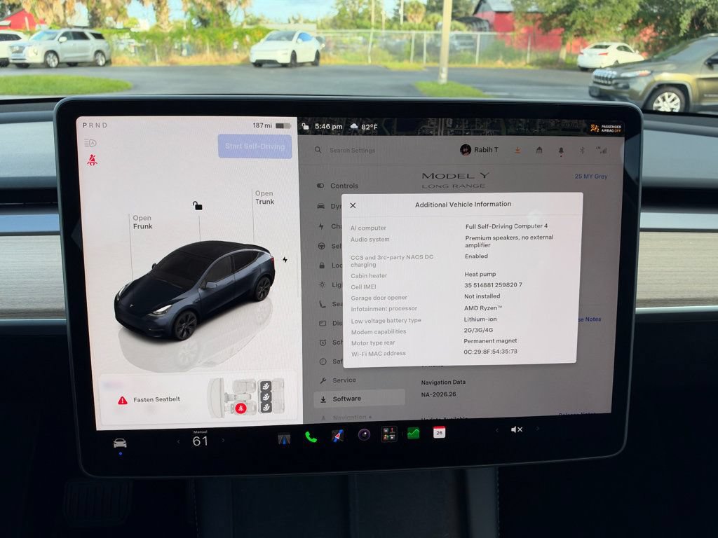 Used 2025 Tesla Model Y Long Range RWD image 17