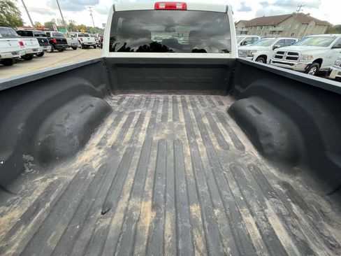 Used 2018 RAM 2500 SLT image 8