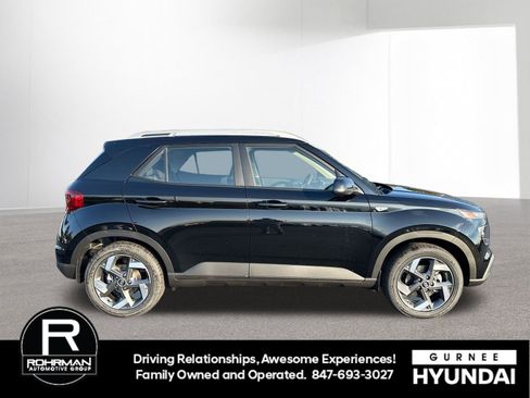 New 2026 Hyundai Venue SEL image 10