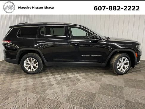 Used 2021 Jeep Grand Cherokee L Limited AWD/4WD image 3