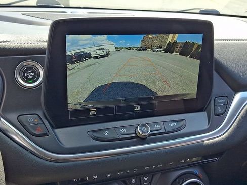 Used 2023 Chevrolet Blazer LT AWD/4WD image 18