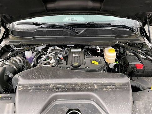New 2026 RAM 3500 Laramie AWD/4WD image 33