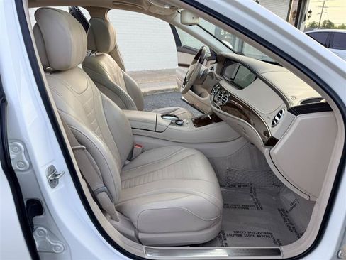 Used 2017 Mercedes-Benz S 550 4MATIC Sedan image 11