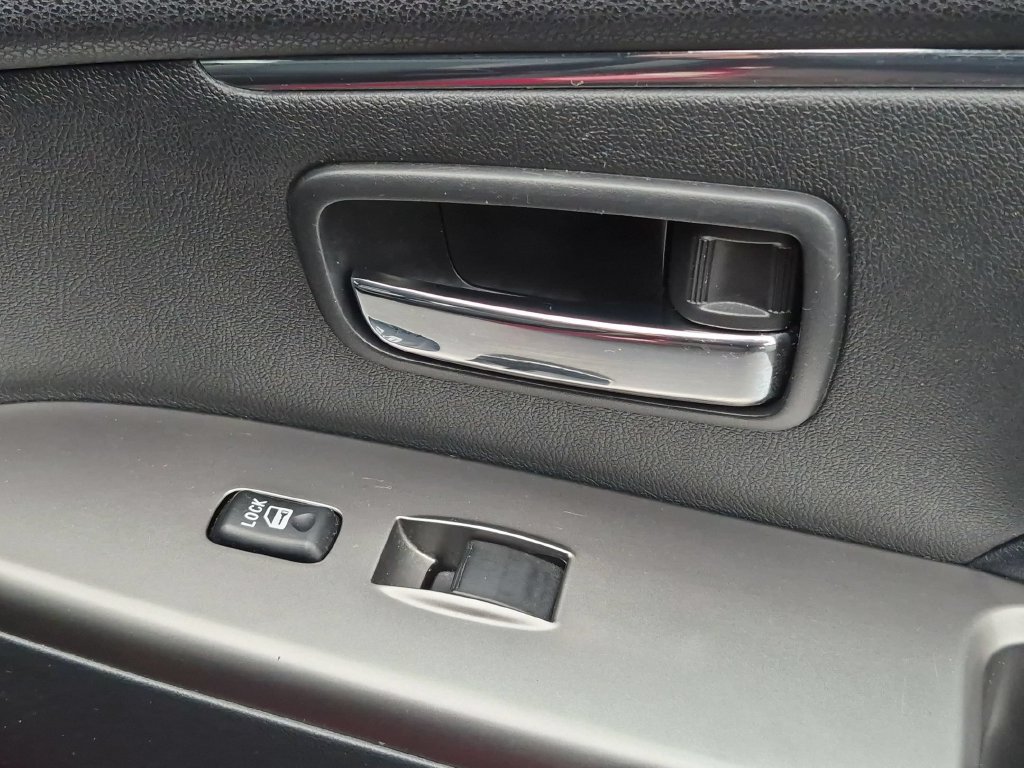Used 2025 Mitsubishi Outlander Sport SE AWD/4WD image 33