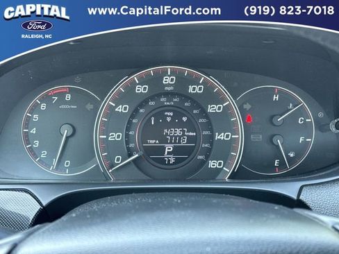 Used 2015 Honda Accord EX-L image 25