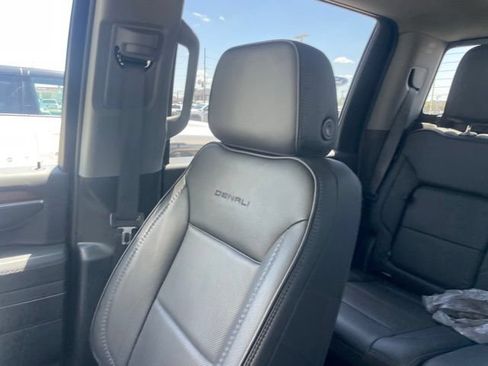Certified 2025 GMC Sierra 2500 Denali w/ Denali Reserve Package AWD/4WD image 8