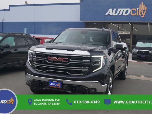 Used 2022 GMC Sierra 1500 SLT w/ SLT Premium Plus Package AWD/4WD image 1