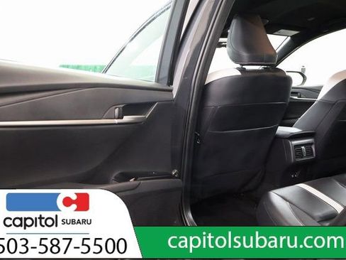 Used 2025 Toyota Camry SE image 28