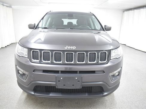 Used 2018 Jeep Compass Latitude w/ Popular Equipment Group image 2