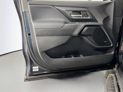 New 2026 Chevrolet Silverado EV LT w/ Plus Package AWD/4WD image 18