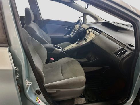 Used 2013 Toyota Prius Prime Plug-In Hybrid FWD image 31