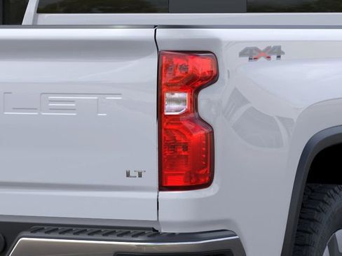 New 2026 Chevrolet Silverado 3500 LT AWD/4WD image 11