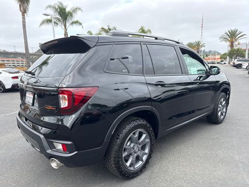 Used 2024 Honda Passport TrailSport image 13
