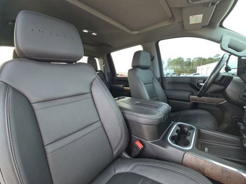Used 2021 GMC Sierra 2500 Denali w/ Denali Ultimate Package image 20