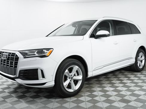 Certified 2022 Audi Q7 2.0T Premium image 3