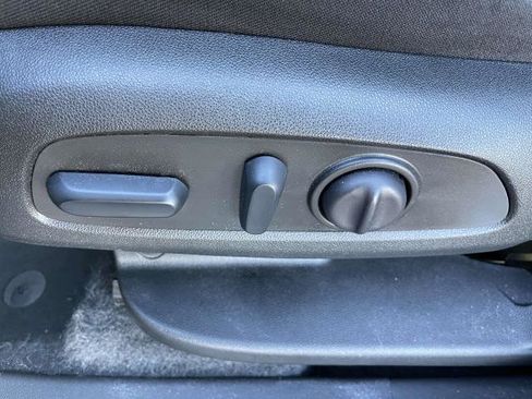 Used 2024 Chevrolet Equinox LS w/ LS Convenience Package image 14