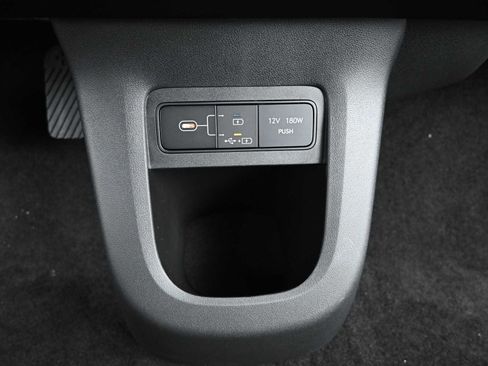 New 2025 Hyundai Ioniq 5 SEL image 18