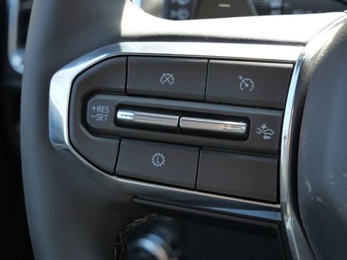 New 2026 GMC Yukon XL Elevation image 50