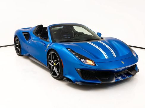 Certified 2019 Ferrari 488 Pista Spider RWD image 1