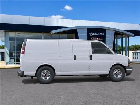 New 2025 GMC Savana 2500 w/ Driver Convenience Package RWD image 5