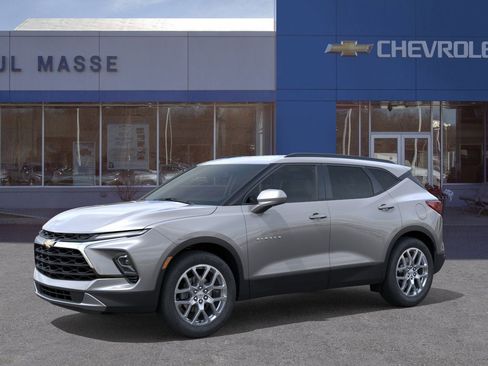 New 2025 Chevrolet Blazer LT w/ Convenience Package image 2