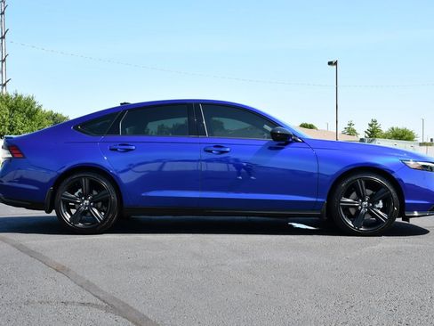Used 2024 Honda Accord Sport image 8