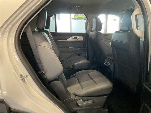 New 2026 Ford Explorer Active w/ Active Comfort Package image 23