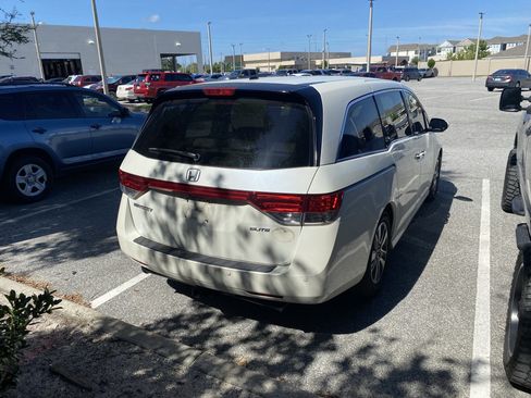 Used 2016 Honda Odyssey Touring Elite image 10