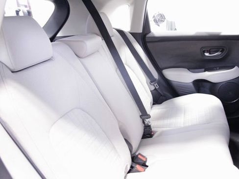 Certified 2023 Honda HR-V LX image 19