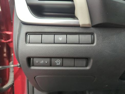 Certified 2023 Nissan Rogue SV FWD image 35