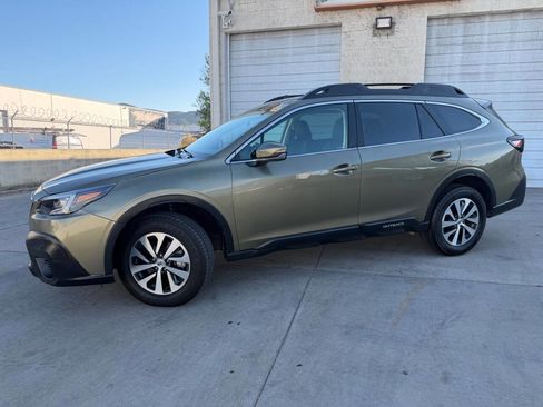 Used 2022 Subaru Outback Premium AWD/4WD image 12