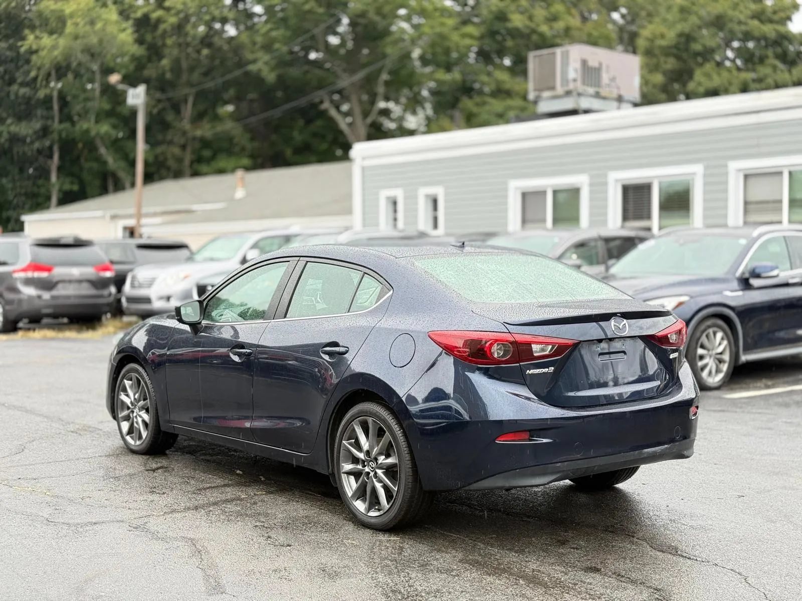 Used 2018 MAZDA MAZDA3 Grand Touring FWD image 6