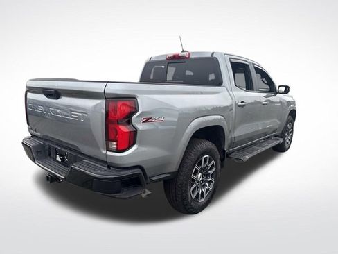 Used 2024 Chevrolet Colorado Z71 image 6