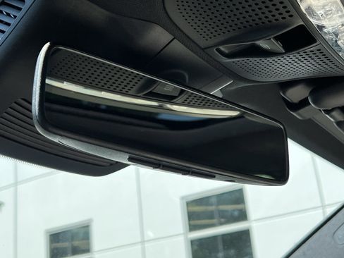 Used 2019 Mercedes-Benz E 300 image 27