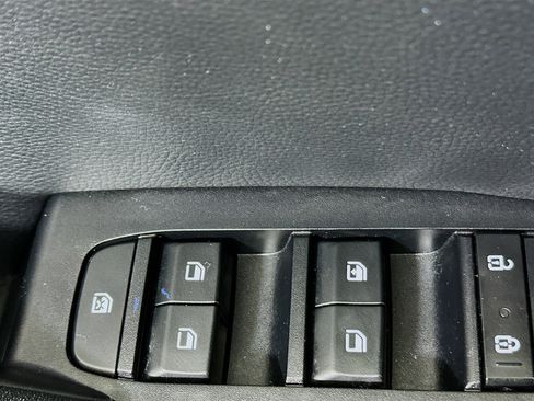 Used 2021 Kia Seltos S image 14