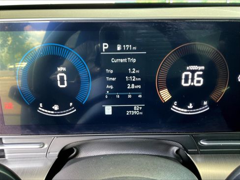 Used 2024 Hyundai Kona SEL AWD/4WD image 13