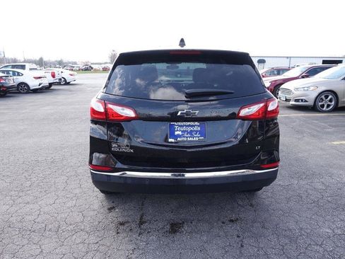 Used 2021 Chevrolet Equinox LT image 2